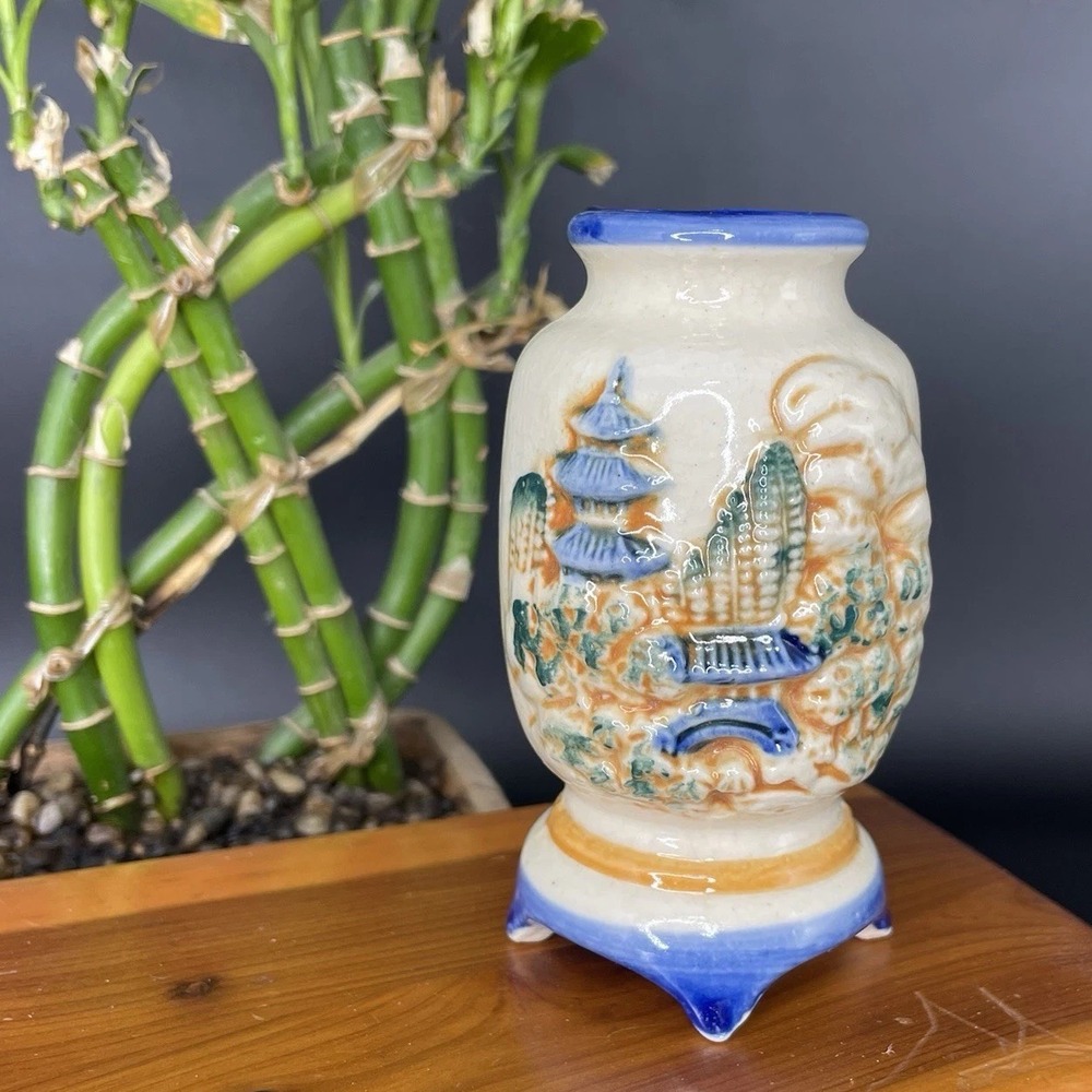 Japanese Miniature Bud Vase Hand Painted Porcelain 3.75" tall Occupied Japan